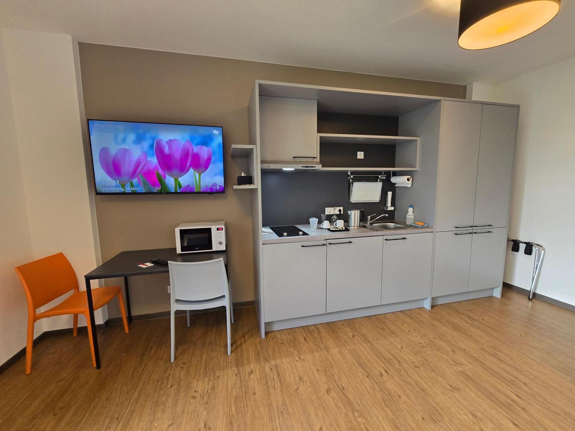 Fair N Square Hotel 24 Stunden Self-Check In Дармштадт Номер фото